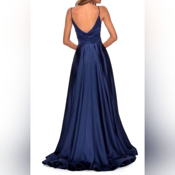La Femme 28607 Deep V-Neck High Slit Gown NWT size 10 Navy Blue - Picture 2 of 5